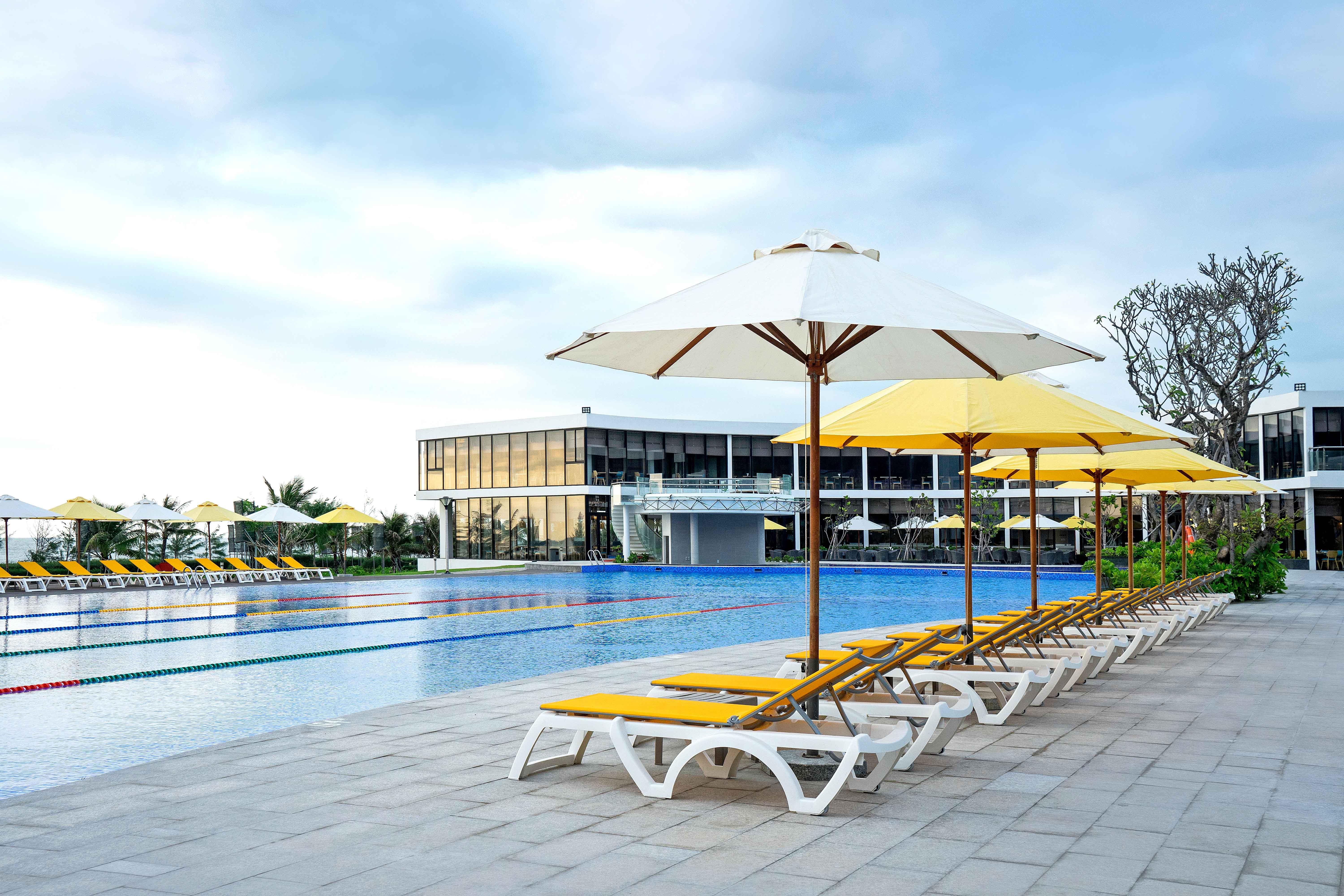 โอเชียนามิ วิลลา แอนด์ บีช คลับ Hotel ลองไห่ ภายนอก รูปภาพ